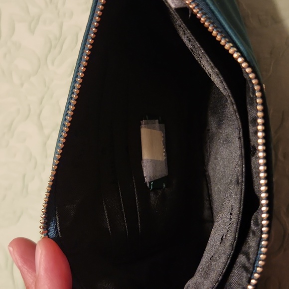 Kate Spade New York Chelsea Medium Wristlet Pouch in Dark Green - Picture 5 of 8